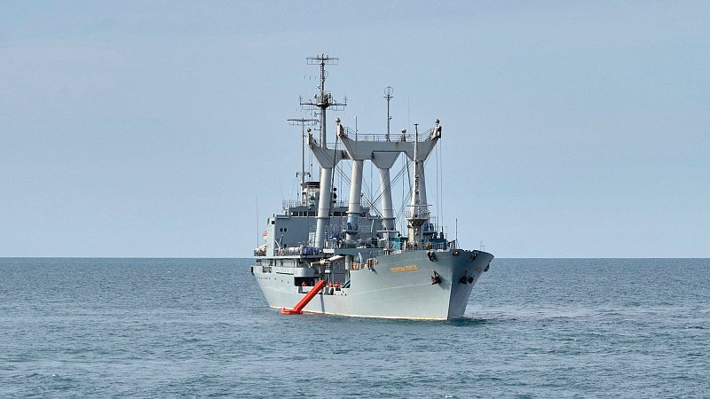 Спасательное судно "Георгий Титов"